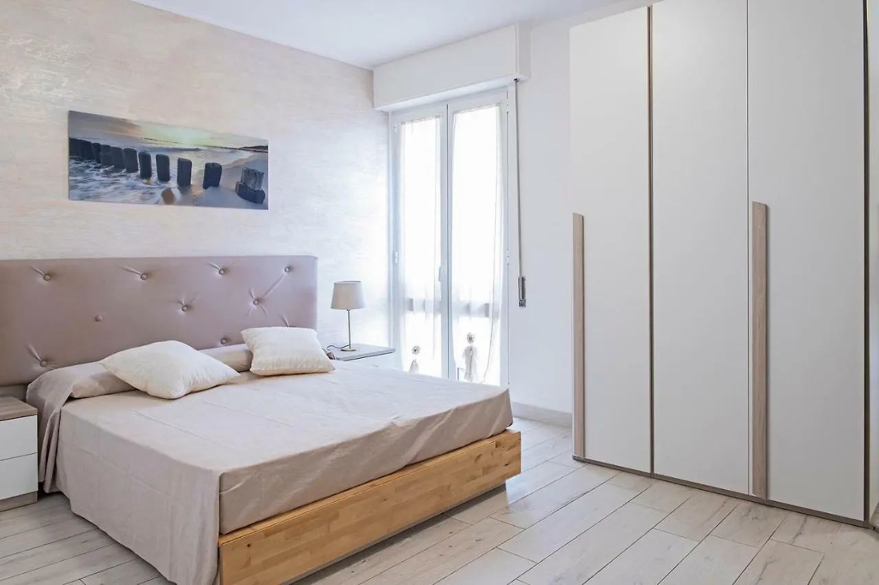 Apartment Appartamento Alex Vista Mare Lido di Camaiore