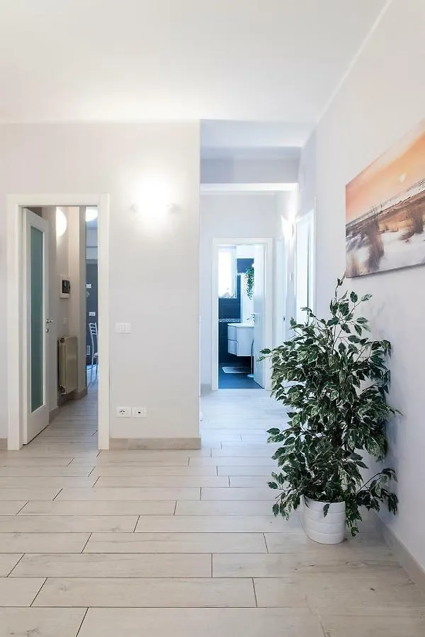 Appartamento Alex Vista Mare Lido di Camaiore 0*,
