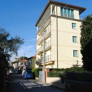2* Hotel Casa Diomira